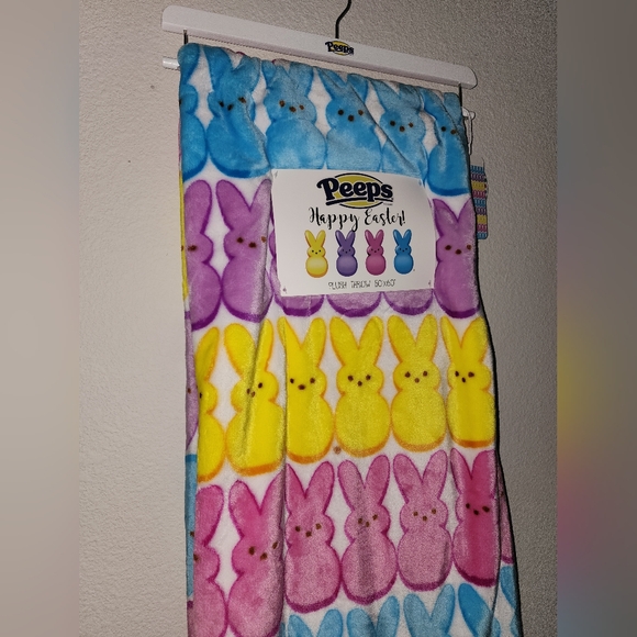 ✨️🐰NWT PEEPS BUNNY COZY SOFT BLANKET 🐰✨️🩷🐰💜🐰💙🐰💛🐰 - Picture 5 of 8